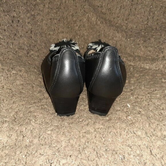 HISPANITAS-Freya-Wedge Pump-Black Leather-Suede Fringe Poms-Sz 37-6.5-Near Mint - Picture 5 of 7